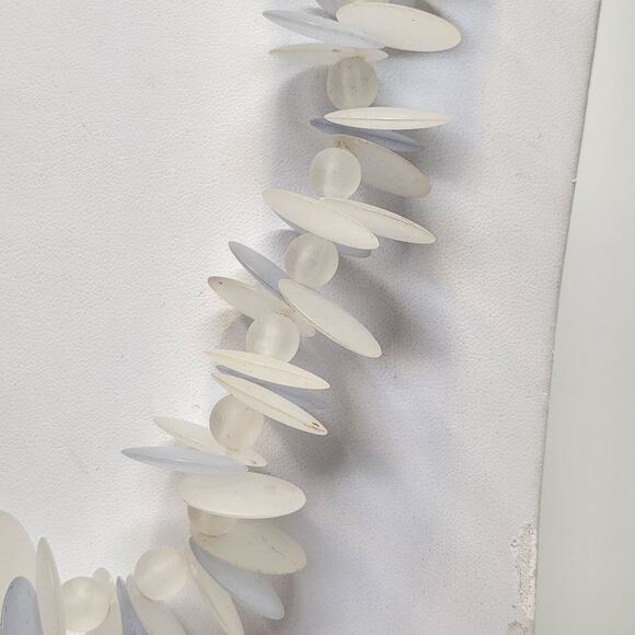 Frosted Clear Blue Bead Disc Single Strand Necklace Vintage Jewelry Statement - Picture 2 of 4